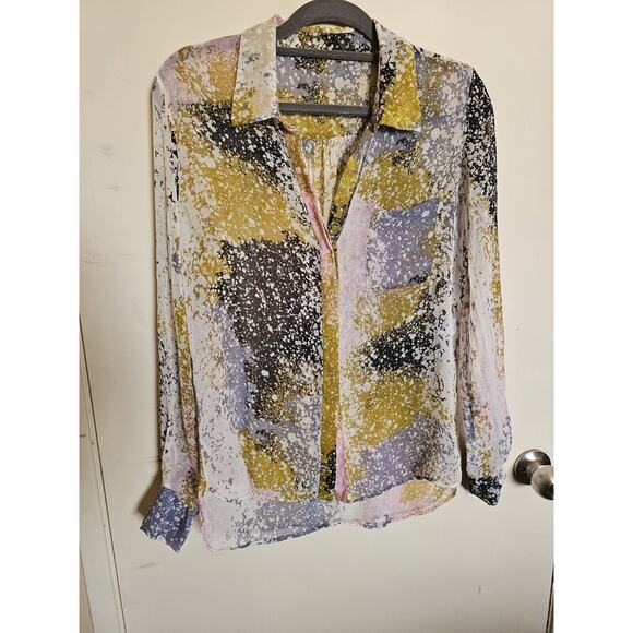 Diane‎ von Furstenberg Splatter Paint Top 100% Silk Print Semi Sheer Buttons - Picture 1 of 10